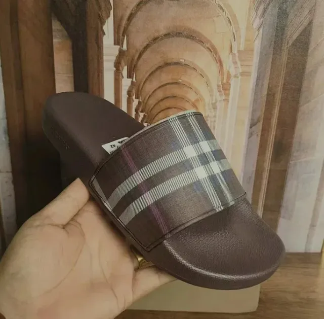 Burberry Check Slide