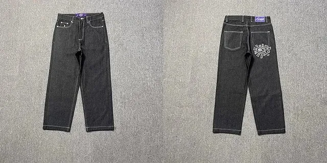 303紫色小标黑印花牛仔裤