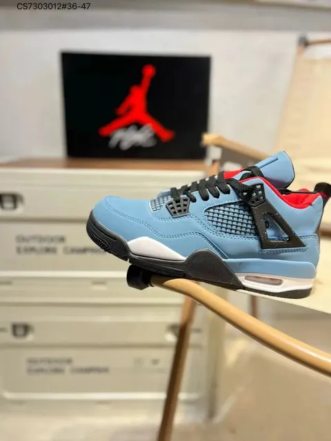 Air Jordan 4 Travis Scott