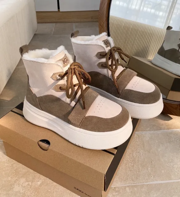 UGG Platform Boot Two-Tone Suede