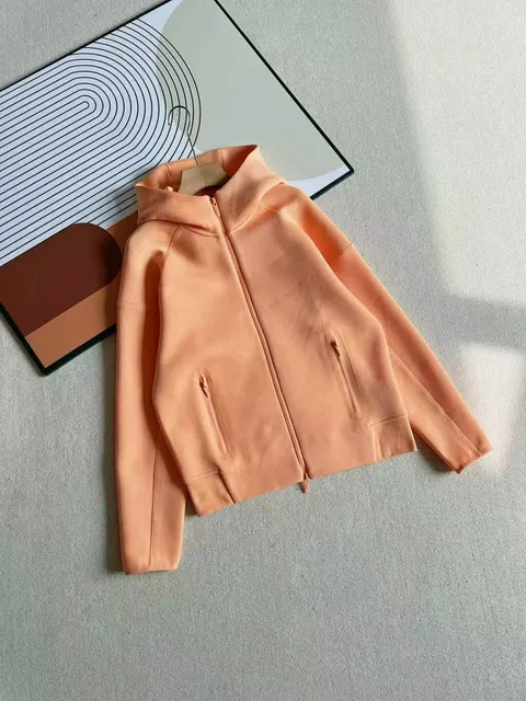 橙色外套