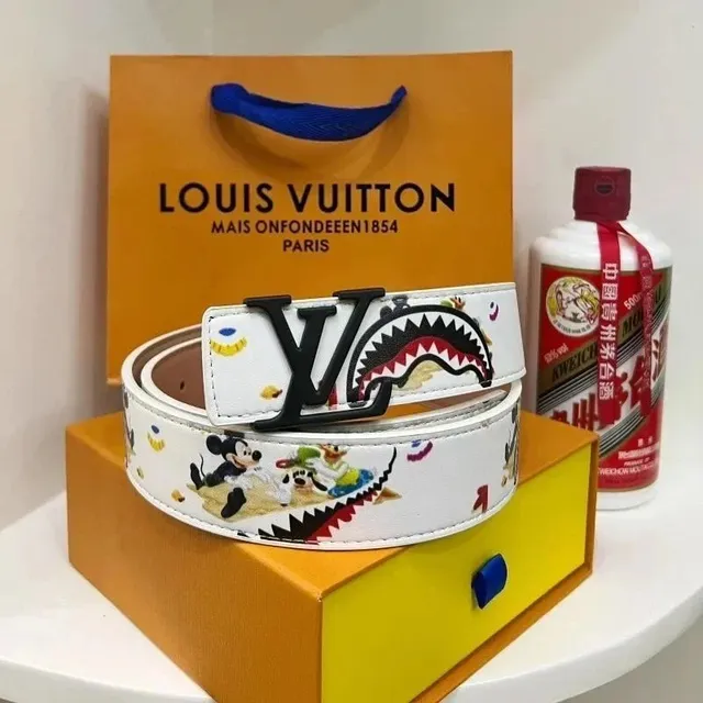 Louis Vuitton × Disney Belt Mickey Mouse Shark Print
