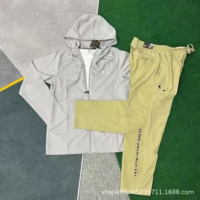 Under Armour Windbreaker & Joggers Set Lightweight Training