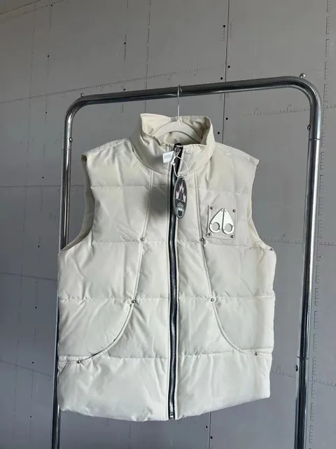 Moose Knuckles Puffer Vest Scissors Patch