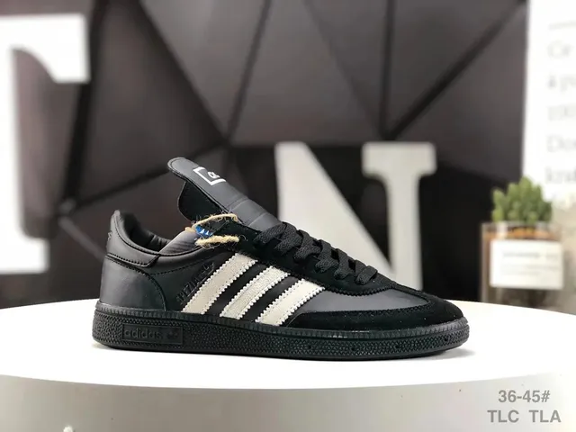 Adidas Samba Classic