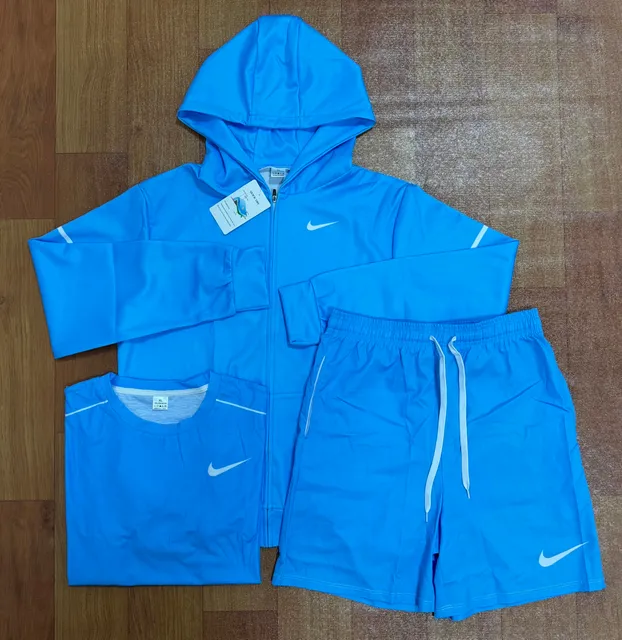 Nike 3-Piece Training Set Light Blue