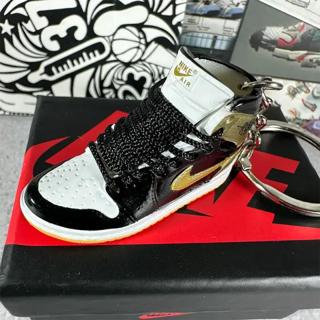 35. black gold mandarin duck + box