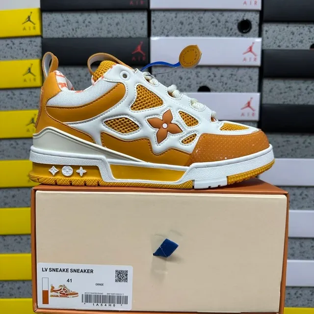 SK8 白黄