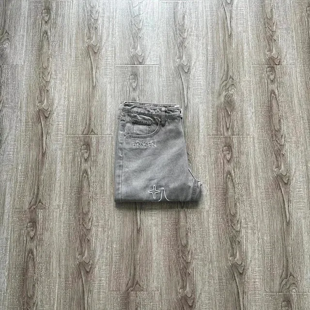 Off-White Jeans Broken Cross