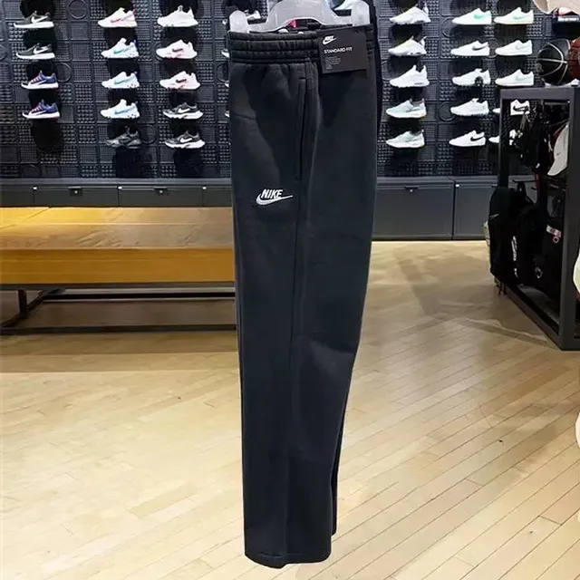 Nike Standard Fit Joggers Swoosh Logo