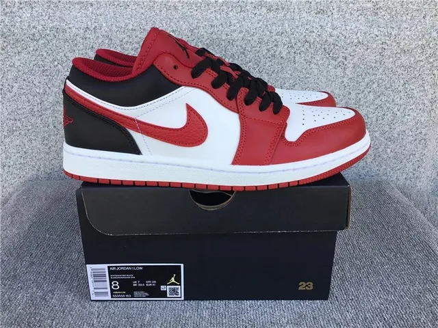 Air Jordan 1 Low Bred