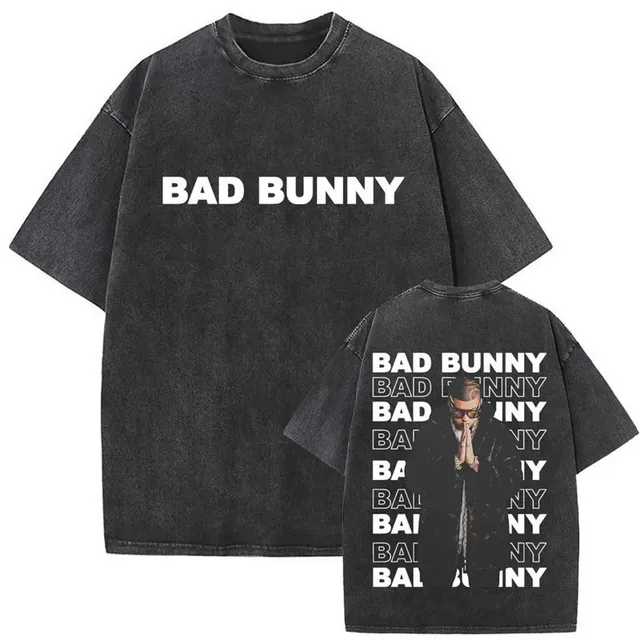 Oversized T-Shirt BAD BUNNY Graphic Print