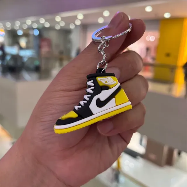 AJ sneaker yellow