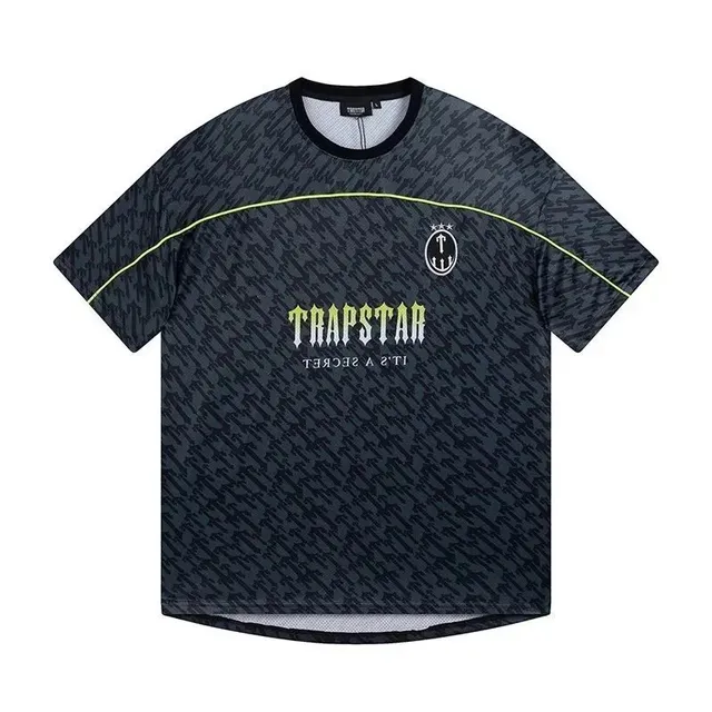 Trapstar Graphic Tee Camouflage Print with Logo