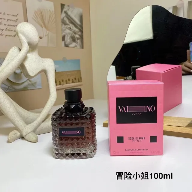 Valentino Donna Born in Roma Intense Eau de Parfum Intense