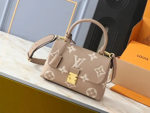 Louis Vuitton LV Trainer Monogram Empreinte