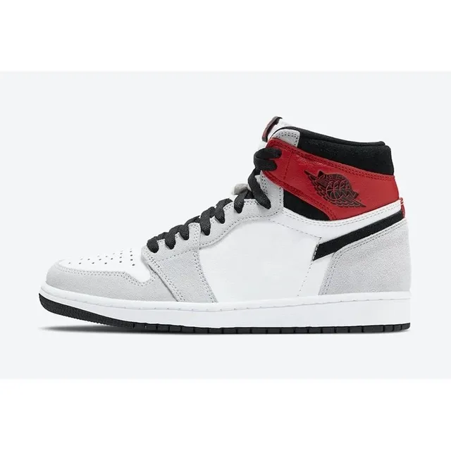 Air Jordan 1 High Chicago