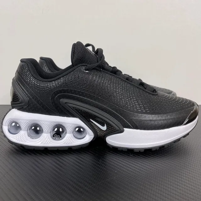 Nike Air Max Dn Black White