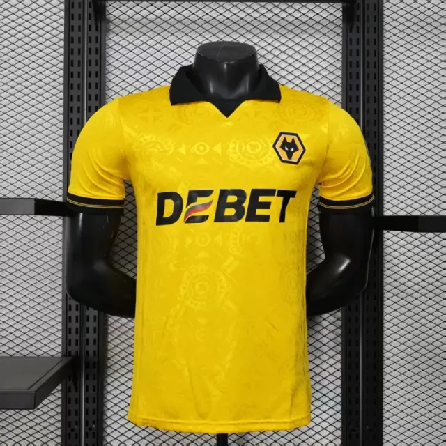 Wolverhampton Wanderers Home Shirt DEBET Sponsor