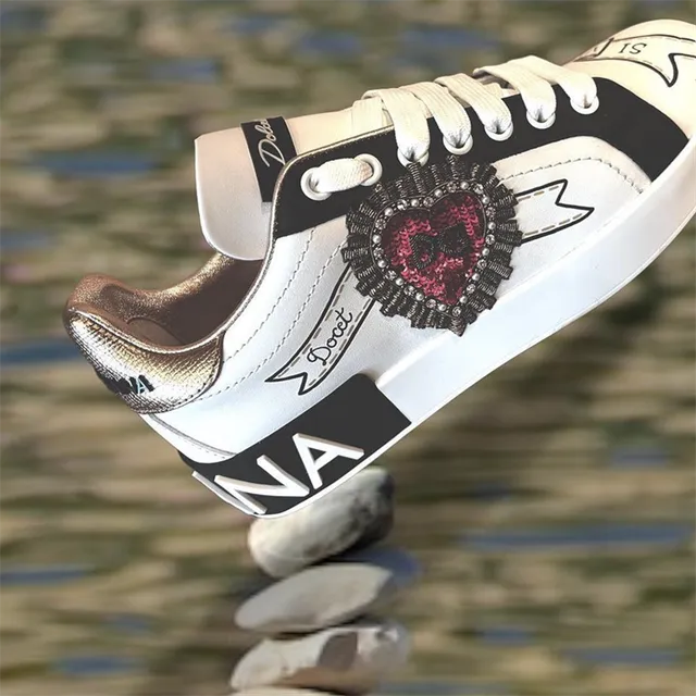 Dolce & Gabbana Sneaker Heart Embellished