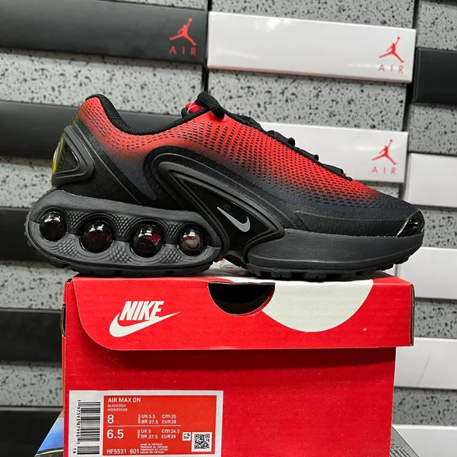 Nike Air Max DN Black/Red