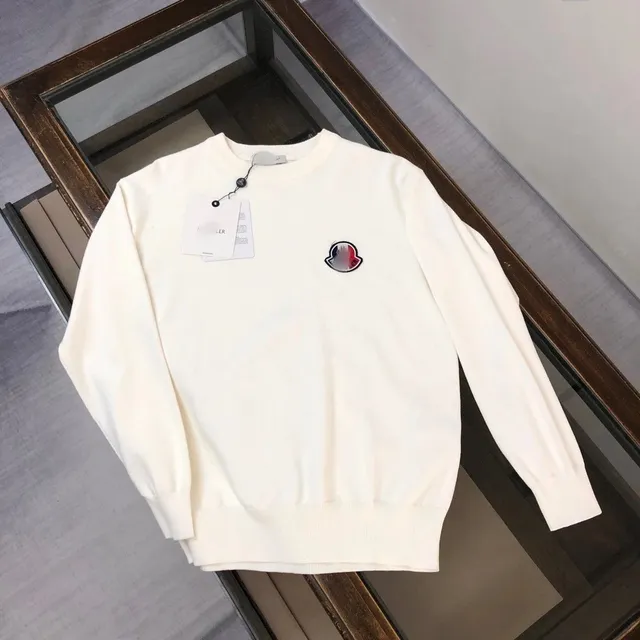 857白色