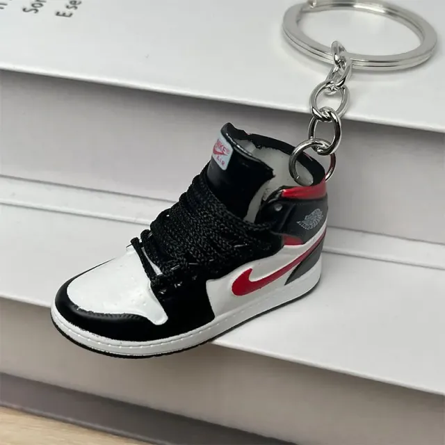 25. Red Hook black toe