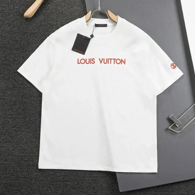 Louis Vuitton Logo T-Shirt Red Logo