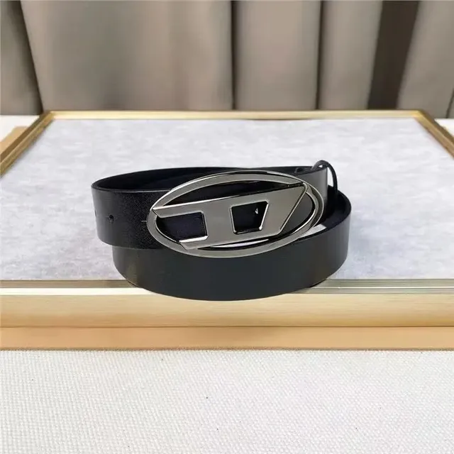 3.8cm黑色枪色扣