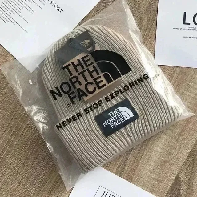 The North Face Beanie Never Stop Exploring