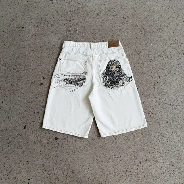 Derschutze Denim Shorts Embroidered Back Pockets