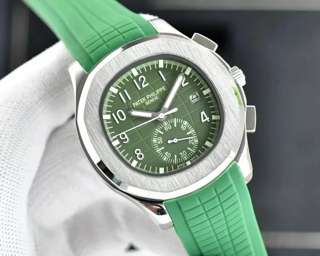 Patek Philippe Aquanaut Chronograph Olive Green Dial