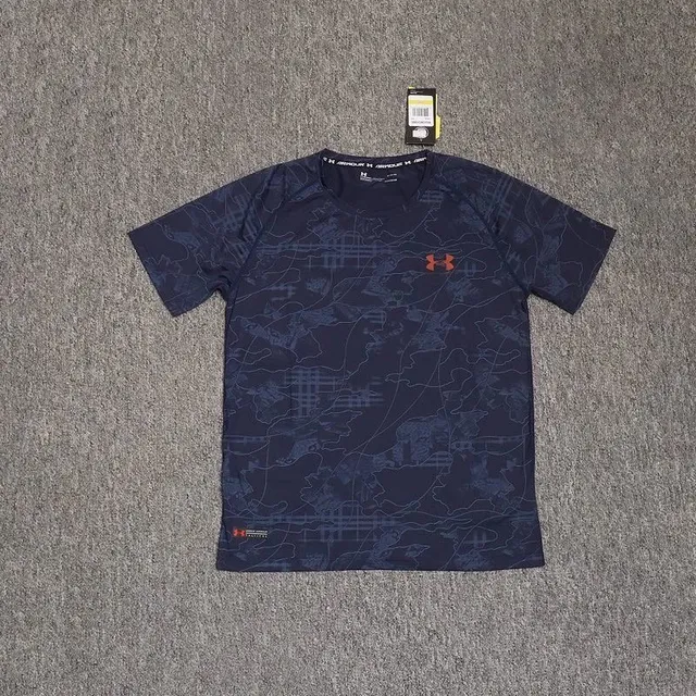 Under Armour t shirts