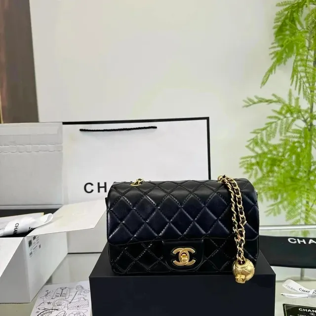Chanel Classic Flap Bag Quilted Lambskin with Gold Hardware
