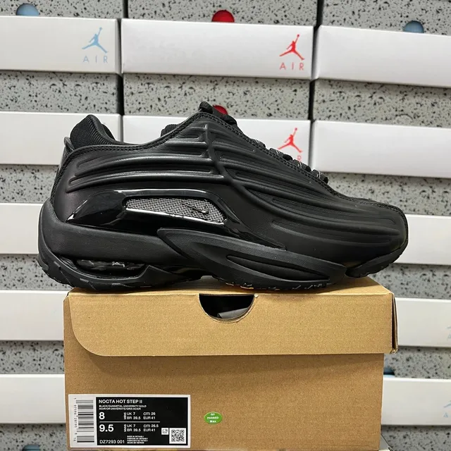 黑色 DZ7293-001