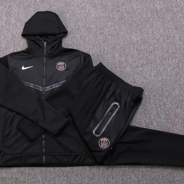 Nike × Paris Saint-Germain Tech Fleece Tracksuit PSG