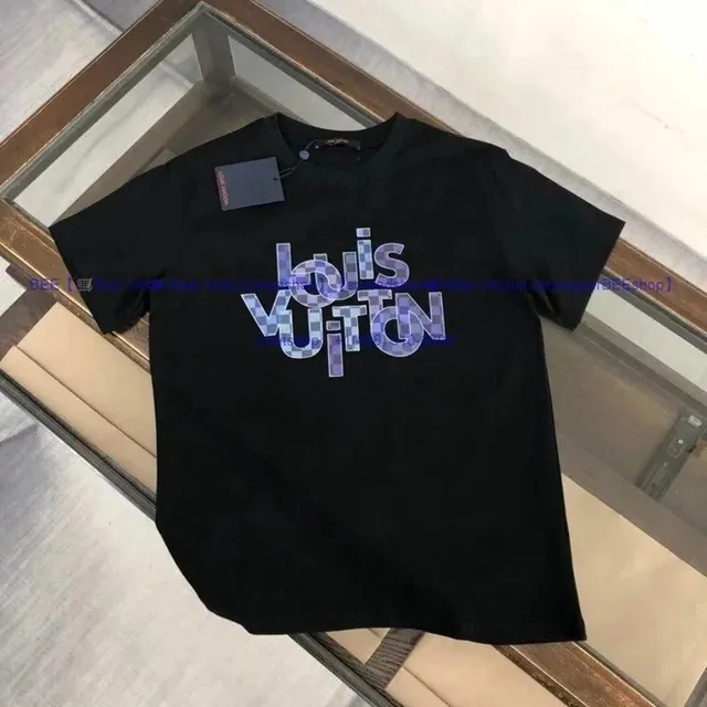Louis Vuitton Graphic T-Shirt Checkerboard Logo