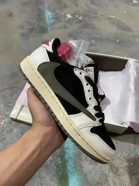 Travis Scott Air Jordan 1 Low Cactus Jack