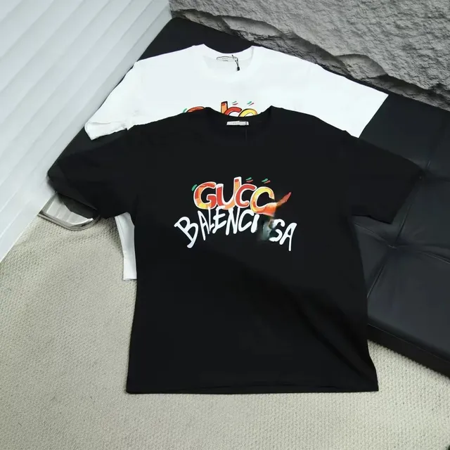 Graphic T-Shirt Gucci x Balenciaga Logo Print