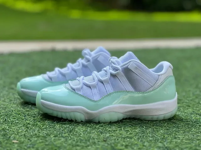 Air Jordan 11 Mint Green