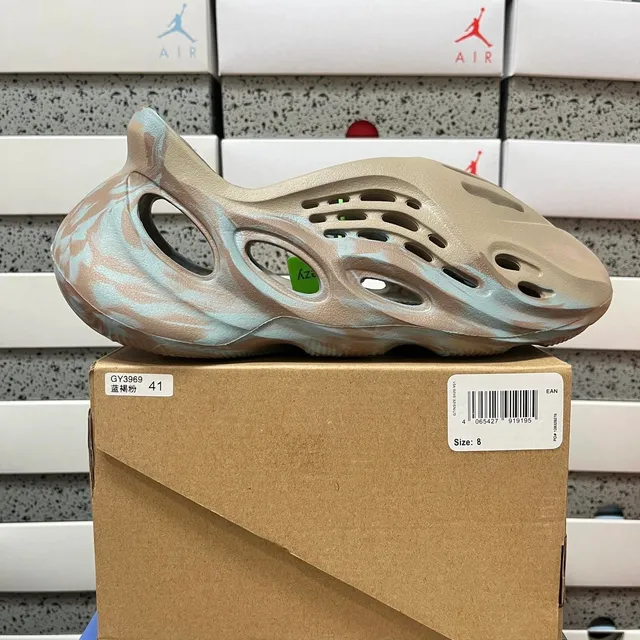 GY3969蓝棕