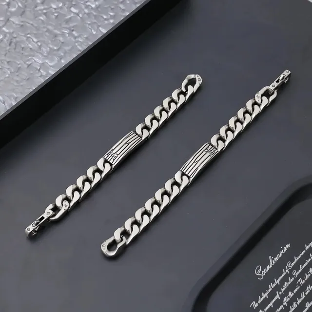 Louis Vuitton Chain Bracelet Monogram Engraved