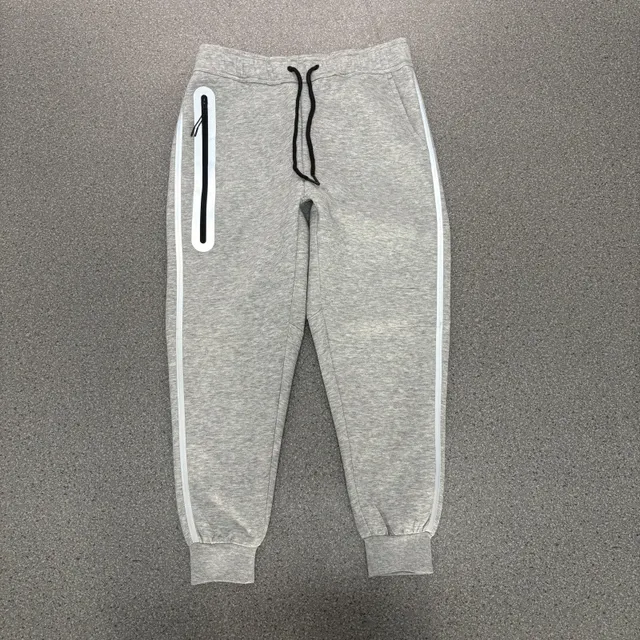 莆田市秀屿区魔术师服装商行(个体工商户)