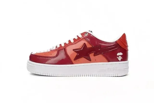 Off-White Runner Patent Red