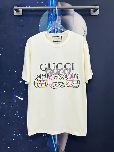 Gucci Graphic T-Shirt Rabbit GG Print