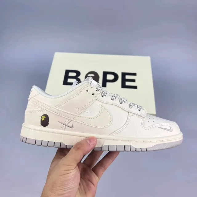 Nike × BAPE Dunk Low