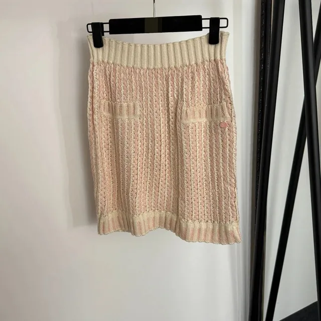 Chanel Knit Skirt Ribbed Cable Knit with CC Button