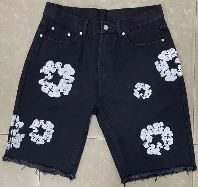 Levi's Denim Shorts Floral Embroidered