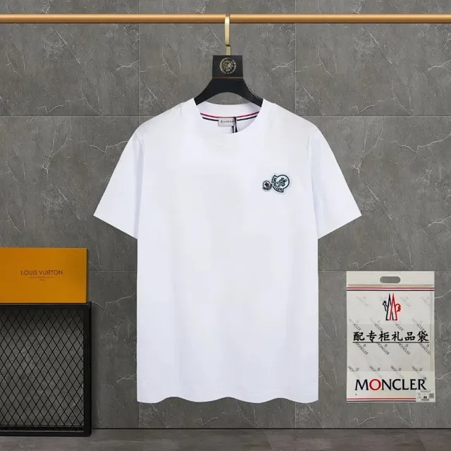 Moncler Logo T-Shirt Embroidered Logo