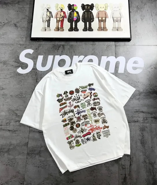 Stüssy Graphic Tee All-Over Logo Print